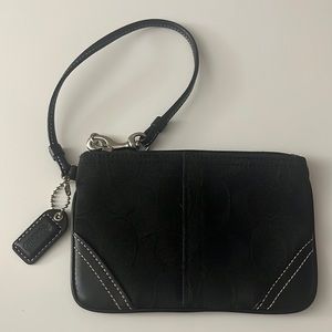 EUC Coach Wristlet